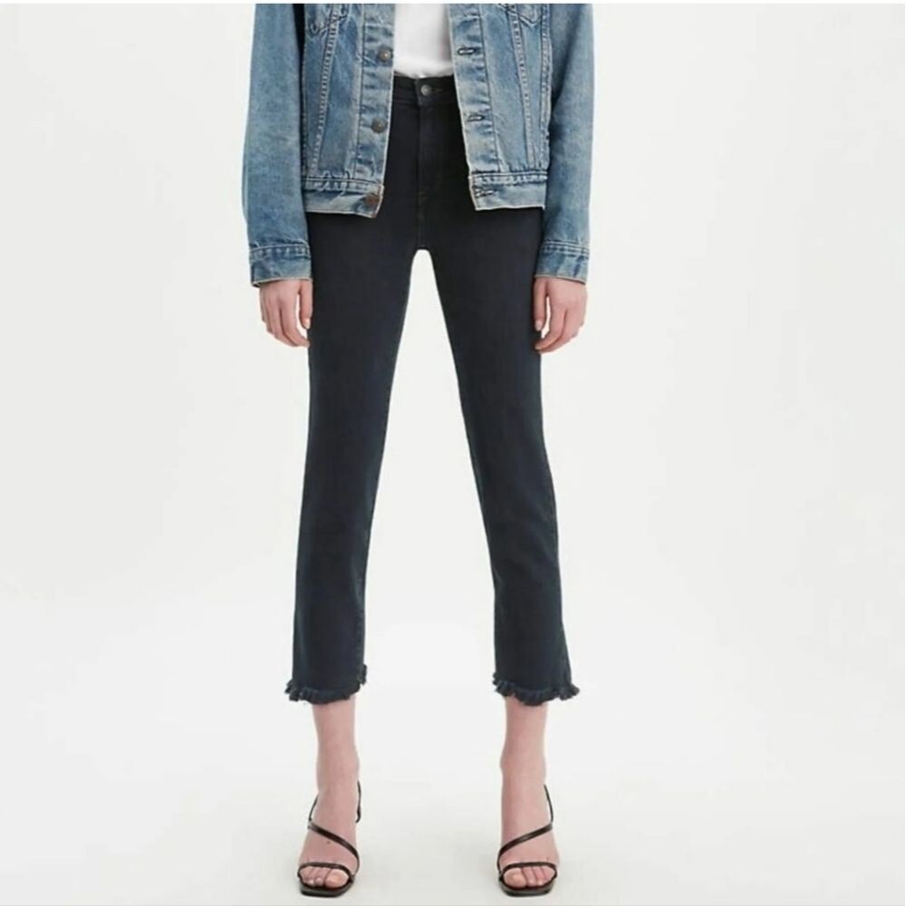 Levi's 724 Size 26 Goth Black High-Rise Straight Leg Fringed Hem Ankle Jeans